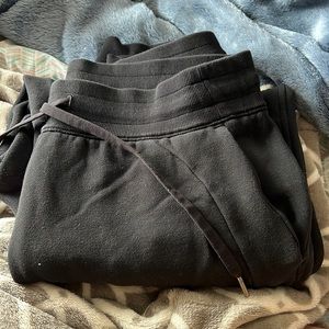 Women’s Lulu lemon sweat pants